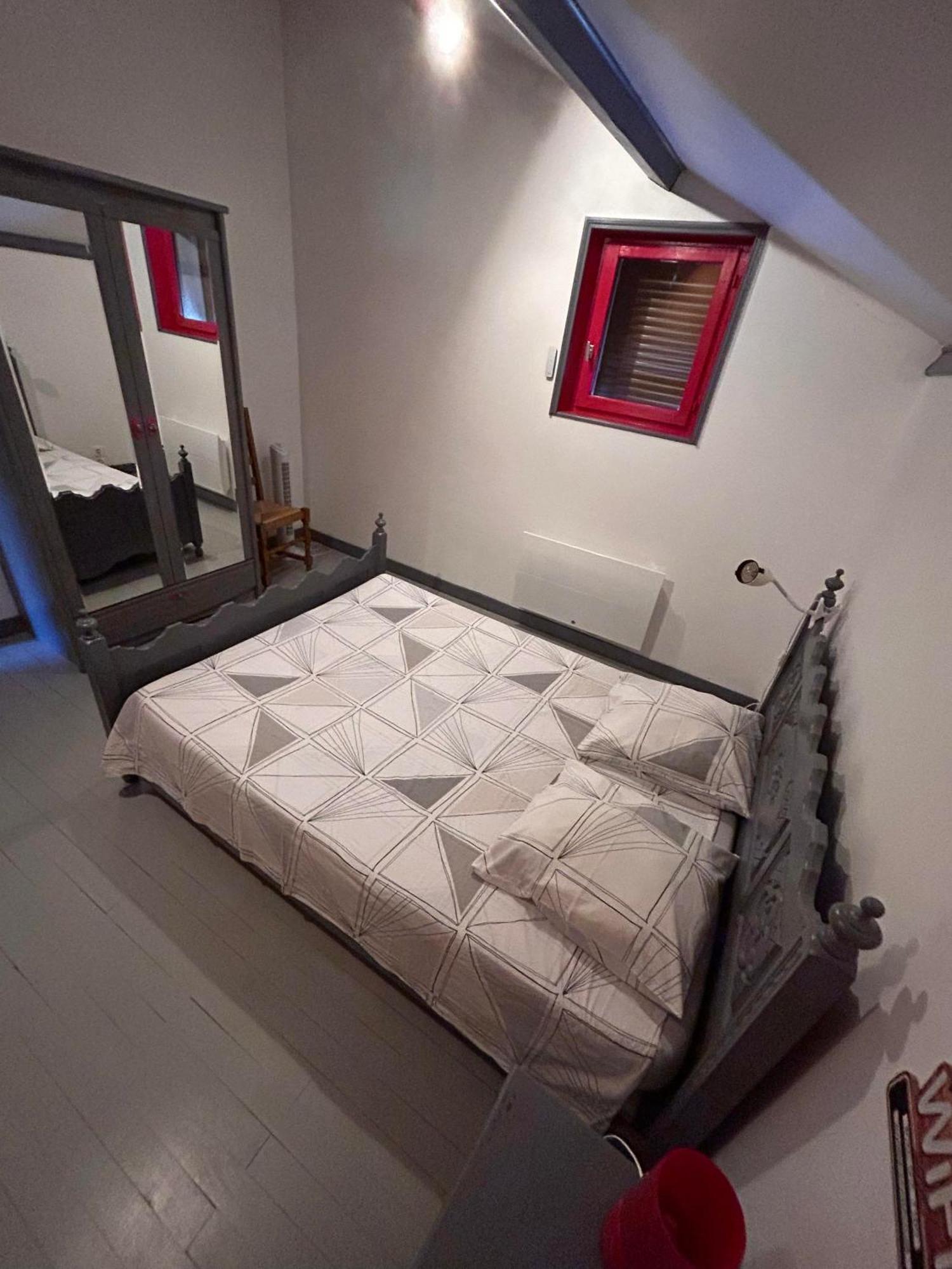 Chambres Des Arrys Bas-en-Basset Exteriér fotografie