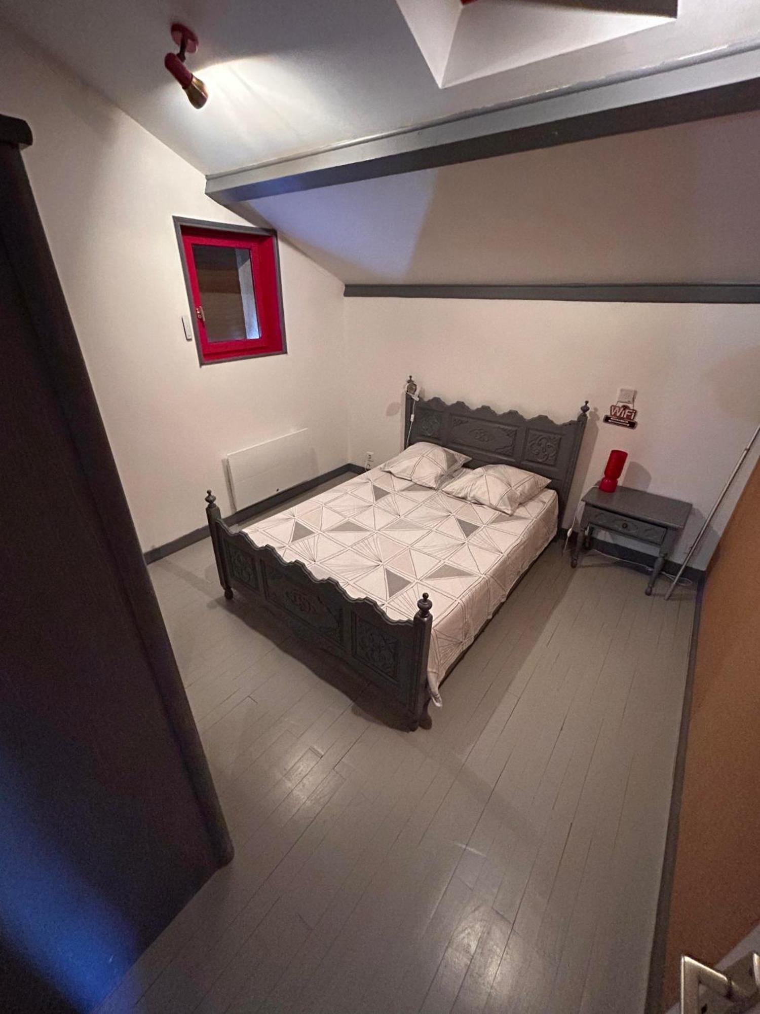 Chambres Des Arrys Bas-en-Basset Exteriér fotografie