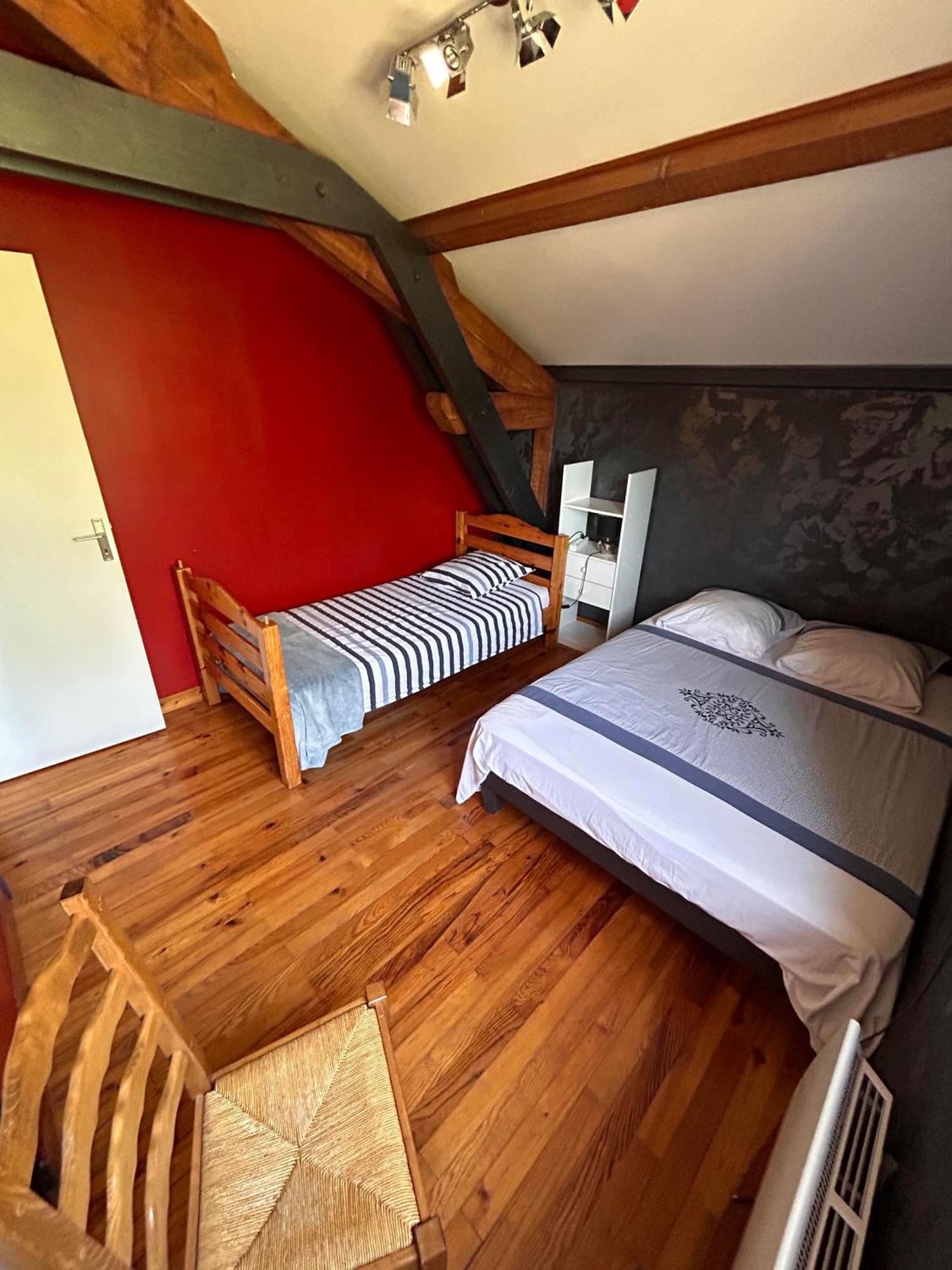 Chambres Des Arrys Bas-en-Basset Exteriér fotografie